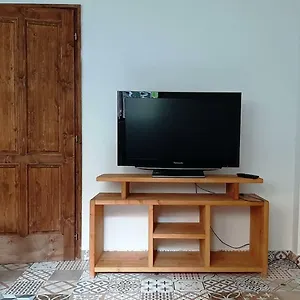 2 Bedroom Near Heroes Square Апартаменты
